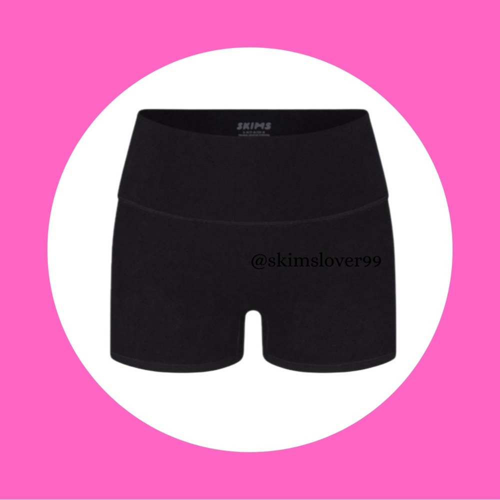 SKIMS - Terry Lounge Seamless Short Short